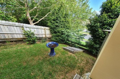 Photo of property in 44 Parkwood Crescent, Gulf Harbour, Whangaparaoa, 0930