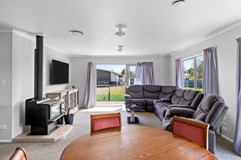 Photo of property in 33 Lower High Street, Marton, 4710