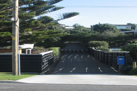 Photo of property in 13a Lambley Road, Titahi Bay, Porirua, 5022