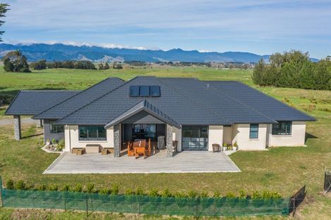 Photo of property in 947 Koputaroa Road, Koputaroa, Levin, 5575