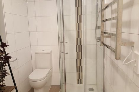 Photo of property in Apollo Apartments, 201/46 Rosedale Road, Rosedale, Auckland, 0632