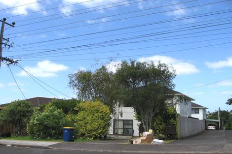 Photo of property in 1/27 Verbena Road, Birkdale, Auckland, 0626