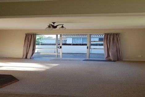 Photo of property in 13 Cranberry Place, Bucklands Beach, Auckland, 2012