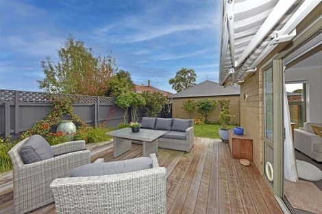 Photo of property in 18b Plynlimon Road, Fendalton, Christchurch, 8052