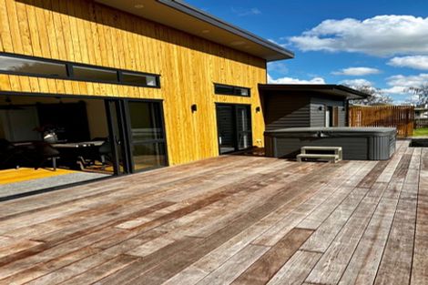 Photo of property in 74 Cologne Street, Martinborough, 5711