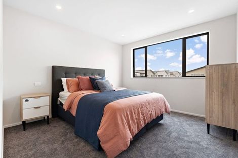 Photo of property in 30a Skua Road, Hobsonville, Auckland, 0616