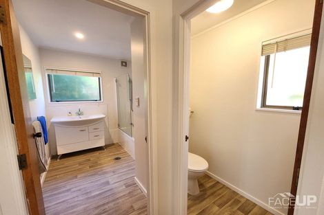 Photo of property in 5 Widmore Drive, Massey, Auckland, 0614