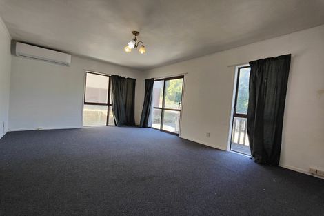 Photo of property in 50 Portman Road, Mount Wellington, Auckland, 1060