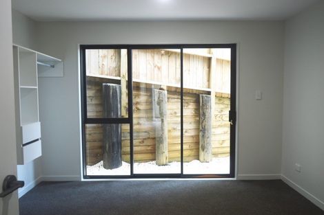 Photo of property in 5/388 Glenfield Road, Glenfield, Auckland, 0629