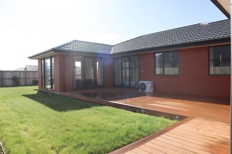 Photo of property in 17 Exeter Lane, Rolleston, 7614