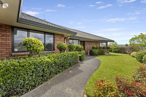 Photo of property in 2 Masefield Terrace, Kelvin Grove, Palmerston North, 4414