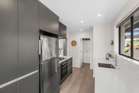 Photo of property in 72 Trafford Street, Harewood, Christchurch, 8051