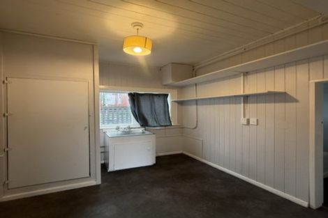 Photo of property in 5-5a Moncrieff Street, Mount Victoria, Wellington, 6011