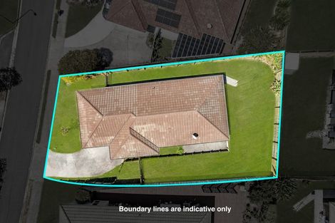 Photo of property in 17 Cretian Crescent, Henderson, Auckland, 0612