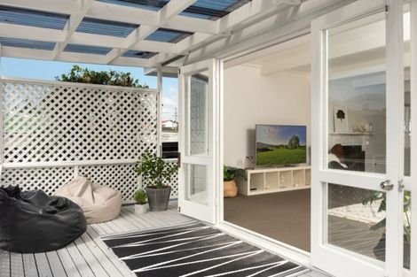 Photo of property in 234 Valley Road, Mount Maunganui, 3116