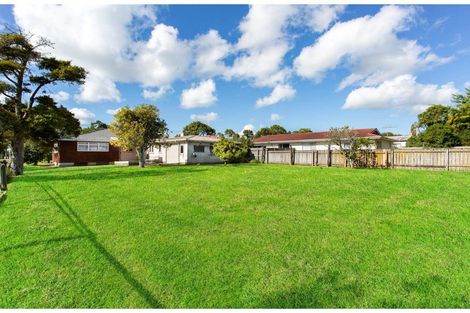 Photo of property in 20 Koromiko Street, New Lynn, Auckland, 0600