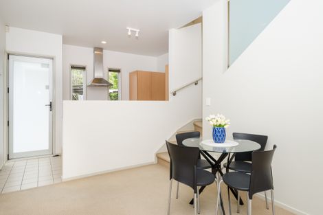 Photo of property in 25 Albionvale Road, Glen Eden, Auckland, 0602