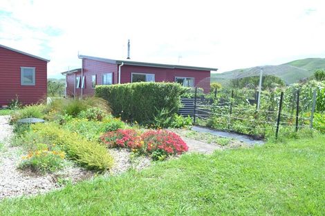 Photo of property in 416 Te Kura Road, Otane, 4277