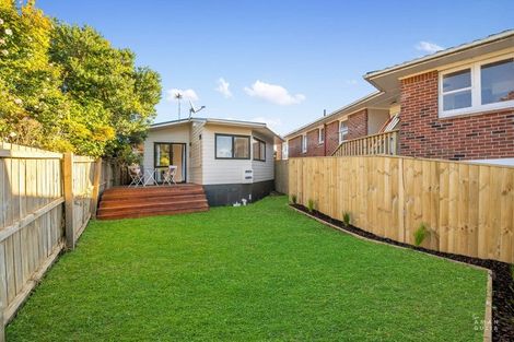 Photo of property in 70 Sturges Road, Henderson, Auckland, 0612