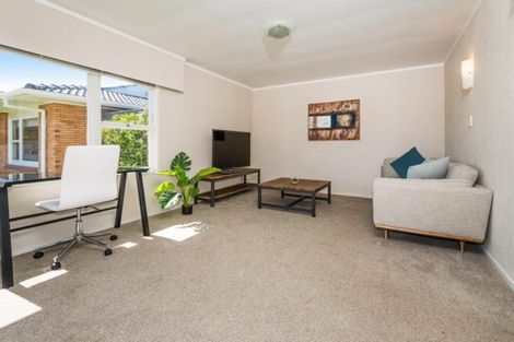Photo of property in 3/4 Waterloo Road, Milford, Auckland, 0620