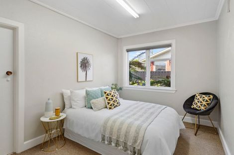 Photo of property in 16 Murdoch Street, Bryndwr, Christchurch, 8053