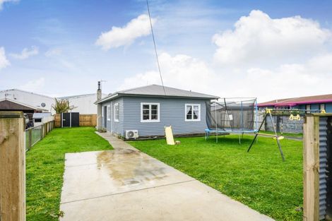 Photo of property in 30 Ngaire Street, Longburn, Palmerston North, 4412