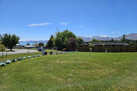 Photo of property in 32 Aorangi Crescent, Lake Tekapo, 7999