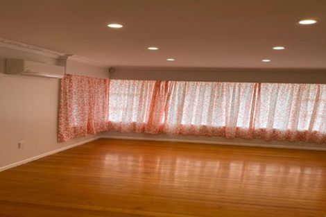 Photo of property in 39 Denbigh Avenue, Mount Roskill, Auckland, 1041