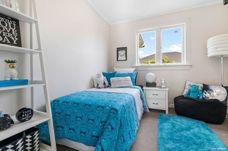 Photo of property in 17 Liverpool Street, Papakura, 2110