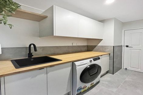 Photo of property in 26 Brian Crescent, Stanmore Bay, Whangaparaoa, 0932