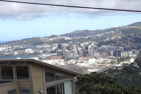 Photo of property in 1a Clive Road, Khandallah, Wellington, 6035