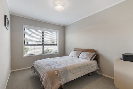 Photo of property in 2/61 Amaru Road, One Tree Hill, Auckland, 1061