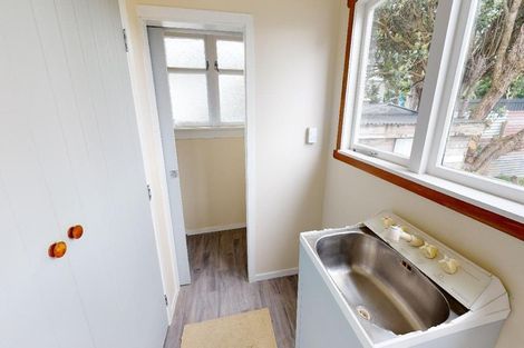 Photo of property in 4 Westbourne Terrace, Castlecliff, Whanganui, 4501