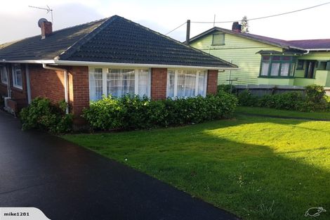 Photo of property in 30 Avenue Road, Otahuhu, Auckland, 1062
