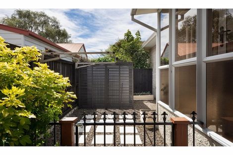 Photo of property in 2/19 Walton Street, Sydenham, Christchurch, 8023