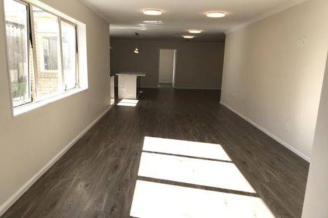 Photo of property in 3 Taatahi Street, Weymouth, Auckland, 2103