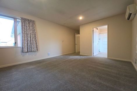 Photo of property in 135a Memorial Avenue, Burnside, Christchurch, 8053