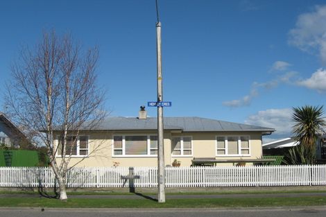 Photo of property in 39 Henley Crescent, Pirimai, Napier, 4112