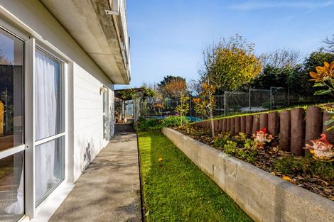 Photo of property in 21 Villa Place, Bell Block, New Plymouth, 4312