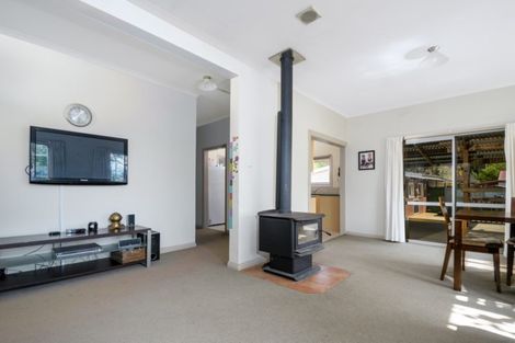 Photo of property in 31 Wairau Road, Picton, 7220