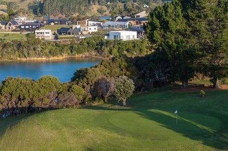 Photo of property in 13 Rangitahi Road, Raglan, 3225