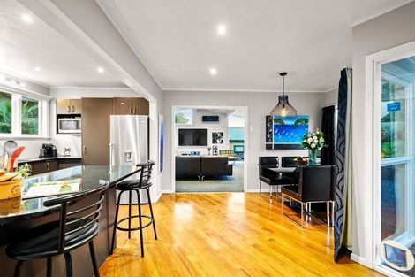 Photo of property in 112 Rathgar Road, Henderson, Auckland, 0610