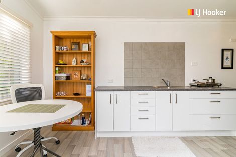 Photo of property in 22 Moerangi Street, Broad Bay, Dunedin, 9014