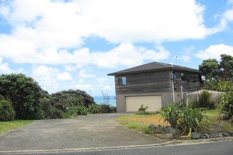 Photo of property in 89 Waitea Road, Muriwai, Waimauku, 0881
