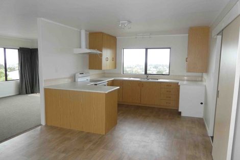 Photo of property in 20 Van Dyke Place, West Harbour, Auckland, 0618