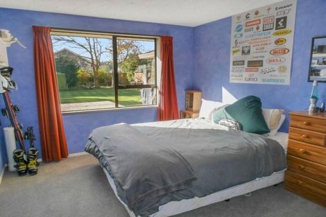 Photo of property in 12a Jacaranda Place, Parklands, Christchurch, 8083