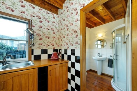 Photo of property in 139b Flanshaw Road, Te Atatu South, Auckland, 0610