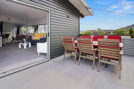 Photo of property in 14 Beach Road, Waikawa, Picton, 7220