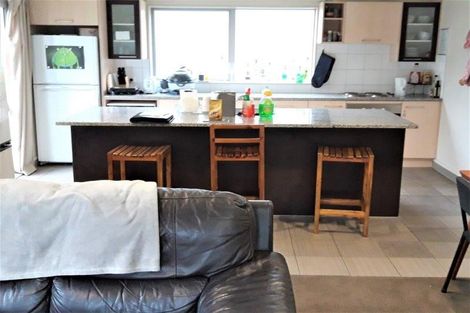 Photo of property in 27b Newnham Terrace, Upper Riccarton, Christchurch, 8041