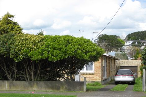 Photo of property in 52 Pendarves Street, New Plymouth, 4310